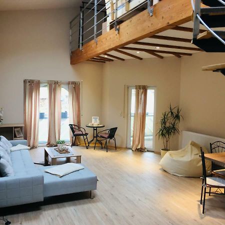 Ferienwohnung Am Nuerburgring/Wintersport Arft Acht ภายนอก รูปภาพ
