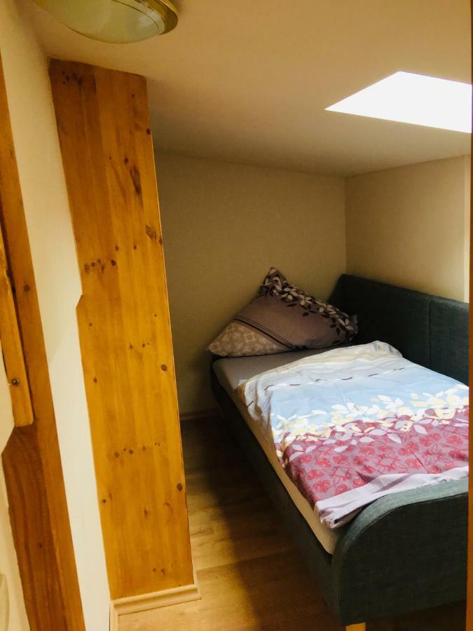 Ferienwohnung Am Nuerburgring/Wintersport Arft Acht ภายนอก รูปภาพ