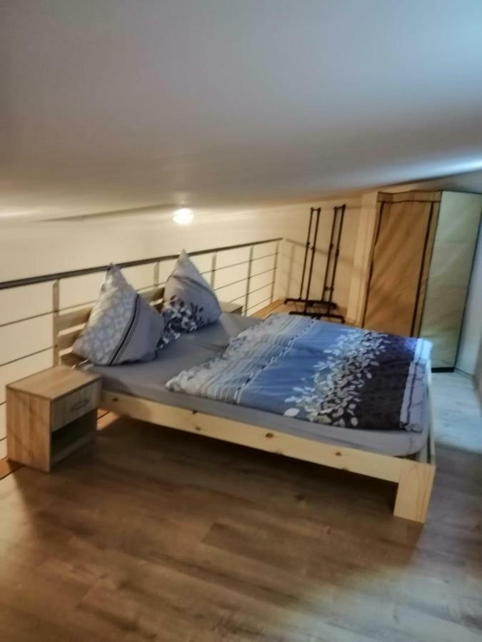 Ferienwohnung Am Nuerburgring/Wintersport Arft Acht ภายนอก รูปภาพ