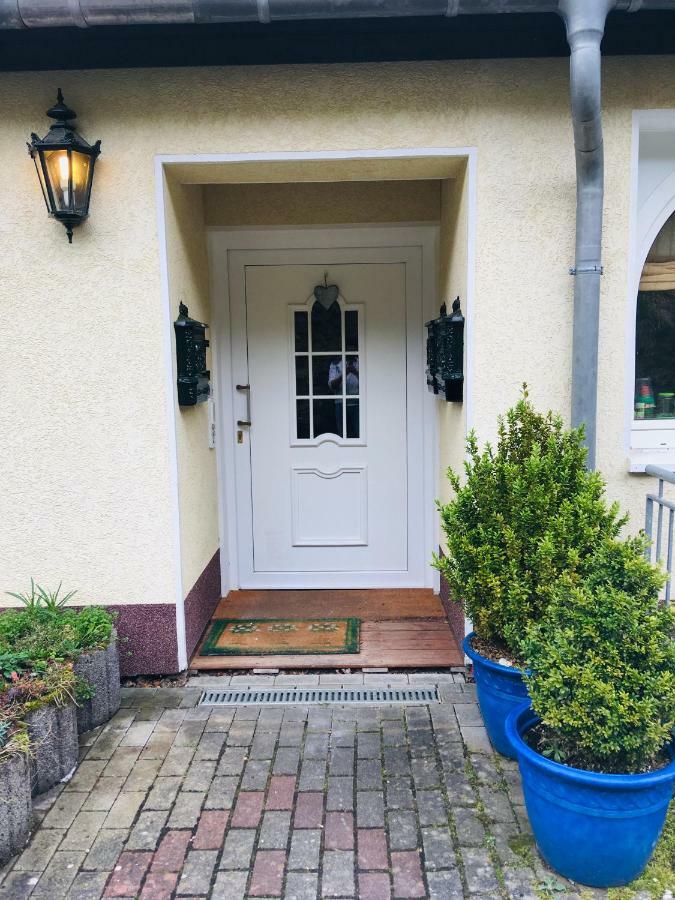 Ferienwohnung Am Nuerburgring/Wintersport Arft Acht ภายนอก รูปภาพ